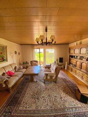 Wohnzimmer mit Zugang Terrasse - 