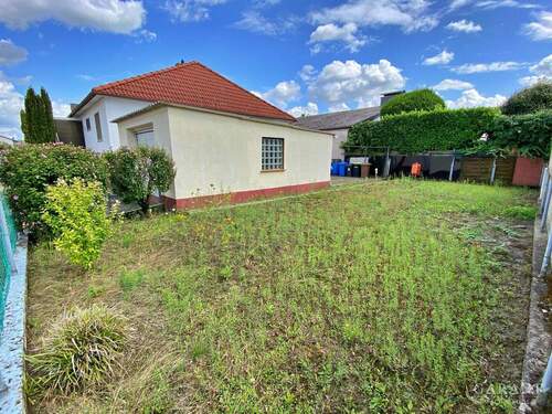 Grosser Garten vorne - 