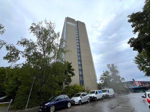 Aussenansicht - Etagenwohnung mit 67,00 m&sup2; in München zum Kaufen