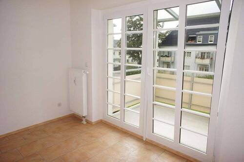 Küche - Wohnen am Heimgarten ! Schlafniesche - West-Balkon - frei ab 1.9.26