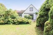 Rasenfläche - 5 Zimmer Einfamilienhaus in Lunden