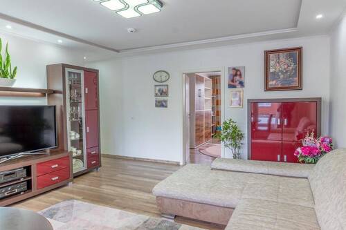 Großzügiger Wohnbereich - 