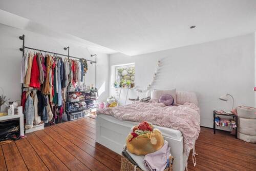 Zimmer im Untergeschoss - 