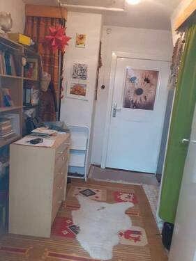 Flur Bodenraum.jpg - 