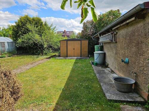 Garäteschuppen im Garten.jpg - 