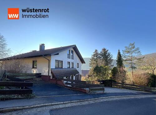 Nord-Ostachse mit traumhafter Aussicht - 7 Zimmer Einfamilienhaus in Happurg / Kainsbach
