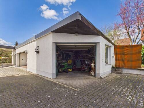 Werkstatt - Mehrfamilienhaus, Wohnhaus mit 260,00 m&sup2; in Stegaurach / Waizendorf zum Kaufen