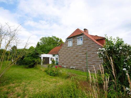 Titelbild - Sanierungsobjekt mit großem Grundstück und Berücksichtigung im Bebauungsplan 'Pfarrgarten'
