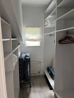 Ankleidezimmer Schlafzimmer 1 - 