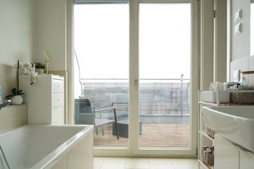 Bad mit Zugang Dachterrasse - 
