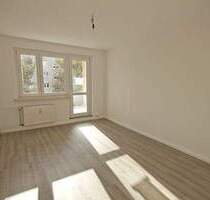 3-Zimmerwohnung mit Balkon in der 3. Etage - Halle (Saale) Südstadt