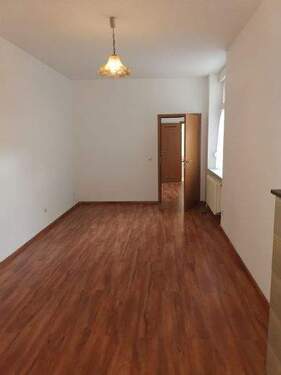 Durchgangszimmer 1 - 