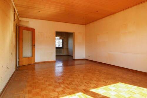 Wohnzimmer - 3 Zimmer Einfamilienhaus in Lüdenscheid