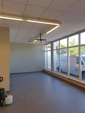 Verkaufsfläche - Gewerbeobjekt (Büro, Produktion, Verkauf) in Freising