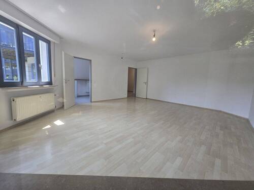 Wohnzimmer - Etagenwohnung mit 87,00 m² in Aachen zum Kaufen
