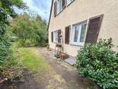 Außenansicht - Doppelhaushälfte mit großem Garten (1040 m²) und Doppelgarage in Fürth-Hardhöhe