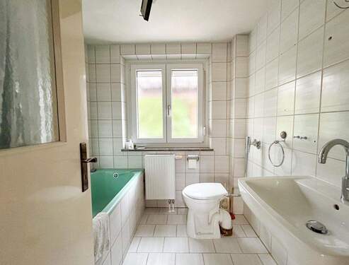 Badezimmer - 4 Zimmer Doppelhaushälfte in Fürth