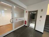 Eingang Büro - 