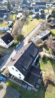 Überblick Haus und Garagenhof - 