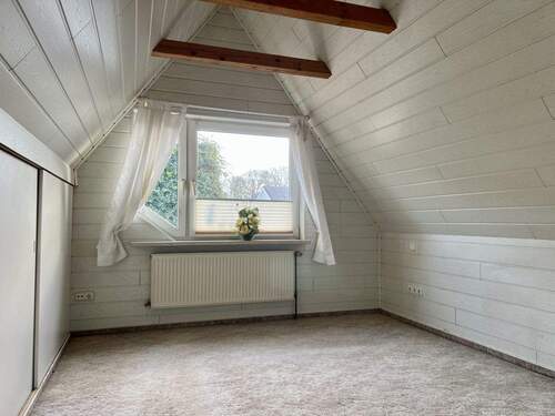 Schlafzimmer Dachgeschoss - 