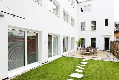 Innenhof - Büro zur Miete in Düsseldorf