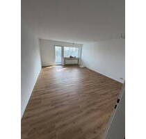 Erstbezug nach Sanierung - 2-Zimmer-Wohnung auf eigener Etage - Viersen Stadtmitte