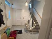 Diele mit Treppenhaus - 