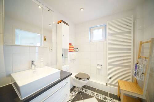 Badezimmer im Erdgeschoss - 
