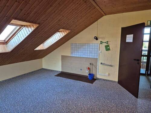 Raum im OG - 