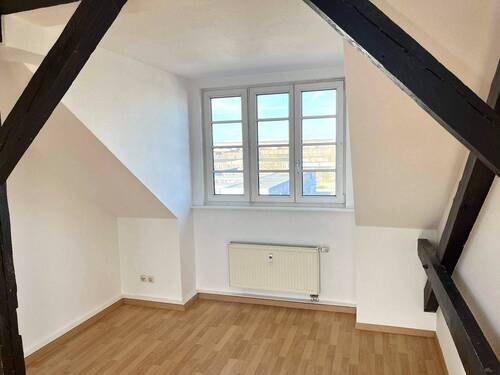 Wohnzimmer - 3 Zimmer Etagenwohnung zur Miete in Erfurt