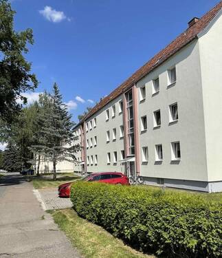Hausansicht - 2 Zimmer Etagenwohnung in Naundorf