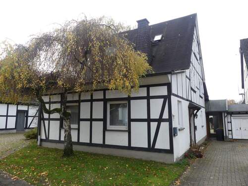 Einfamilienwohnhaus - 