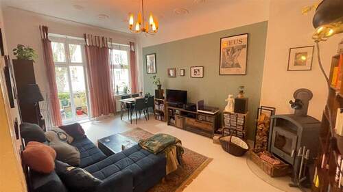 Wohnzimmer - 2 Zimmer Etagenwohnung in Berlin