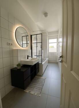 Badezimmer (Wohnidee) - (KI generiert) - 