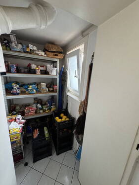 Abstellkammer - 