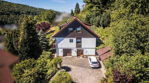 Hausfront - 6 Zimmer Einfamilienhaus zum Kaufen in Fuldatal