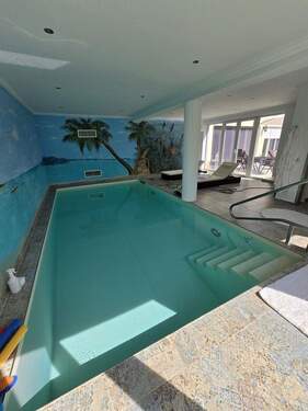Indoorpool im EG - Dreifamilienhaus Bj 2020, Angebot EG Wohnung mit Indoorpool und Garten in Bad Mergentheim