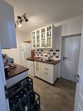 EG 2te Küche mit Zugang Garage - 