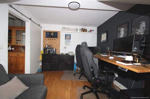 Kinder- oder Arbeitszimmer - 