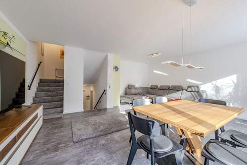 Viel Platz für Ihre Familie - Hochwertig modernisiert, perfekt erhalten - Wohnen mit Herz & Extras