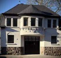 ***** CHARMANT & SICHER ***** - 870.000,00&nbsp;EUR Kaufpreis, ca.&nbsp; 173,00&nbsp;m&sup2;&nbsp;Wohnfl&auml;che in Wuppertal (PLZ: 42329) Vohwinkel