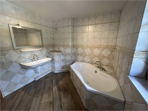 Peter Dondorf Immobilien - Badezimmer - 