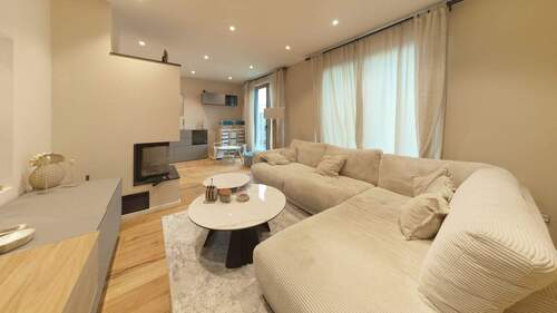 Wohnzimmer - Doppelhaushälfte mit 167,00 m&sup2; in Bedburg zum Kaufen