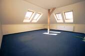 Büro 4 - 