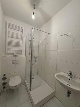 Duschbad - Etagenwohnung mit 95,00 m&sup2; in Kiel zur Miete