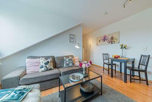 Wohnen - 2 Zimmer Etagenwohnung in Frankfurt am Main