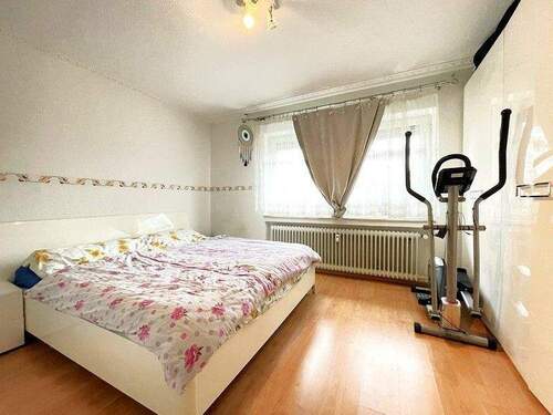 Schlafzimmer - Etagenwohnung mit 69,00 m&sup2; in Schwaig-Behringersdorf zum Kaufen
