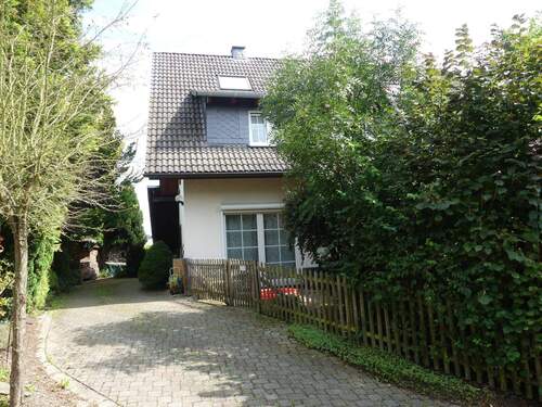 Einfahrt von hinten - 