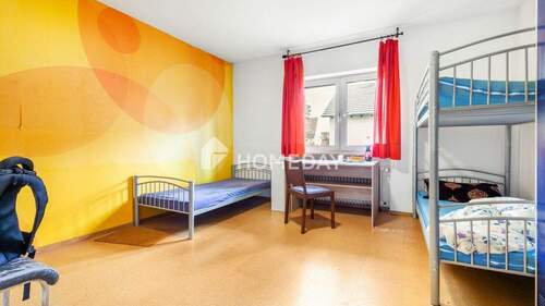 1. OG Schlafzimmer 2 1 - 