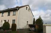 Aussenansicht-001 - 4 Zimmer Reihenendhaus zum Kaufen in Wennigsen / Bredenbeck am Deister